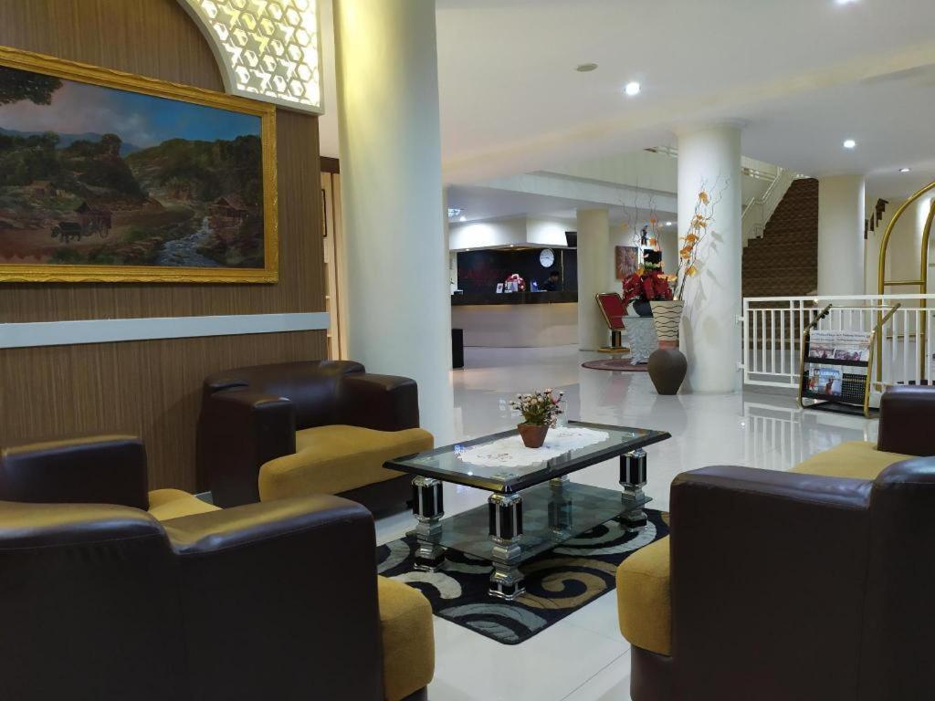 Rangkayobasa Hotel Padang Panjang Bukittinggi Exterior foto